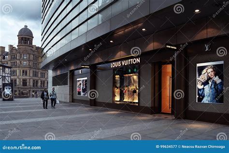 Louis Vuitton shop Manchester